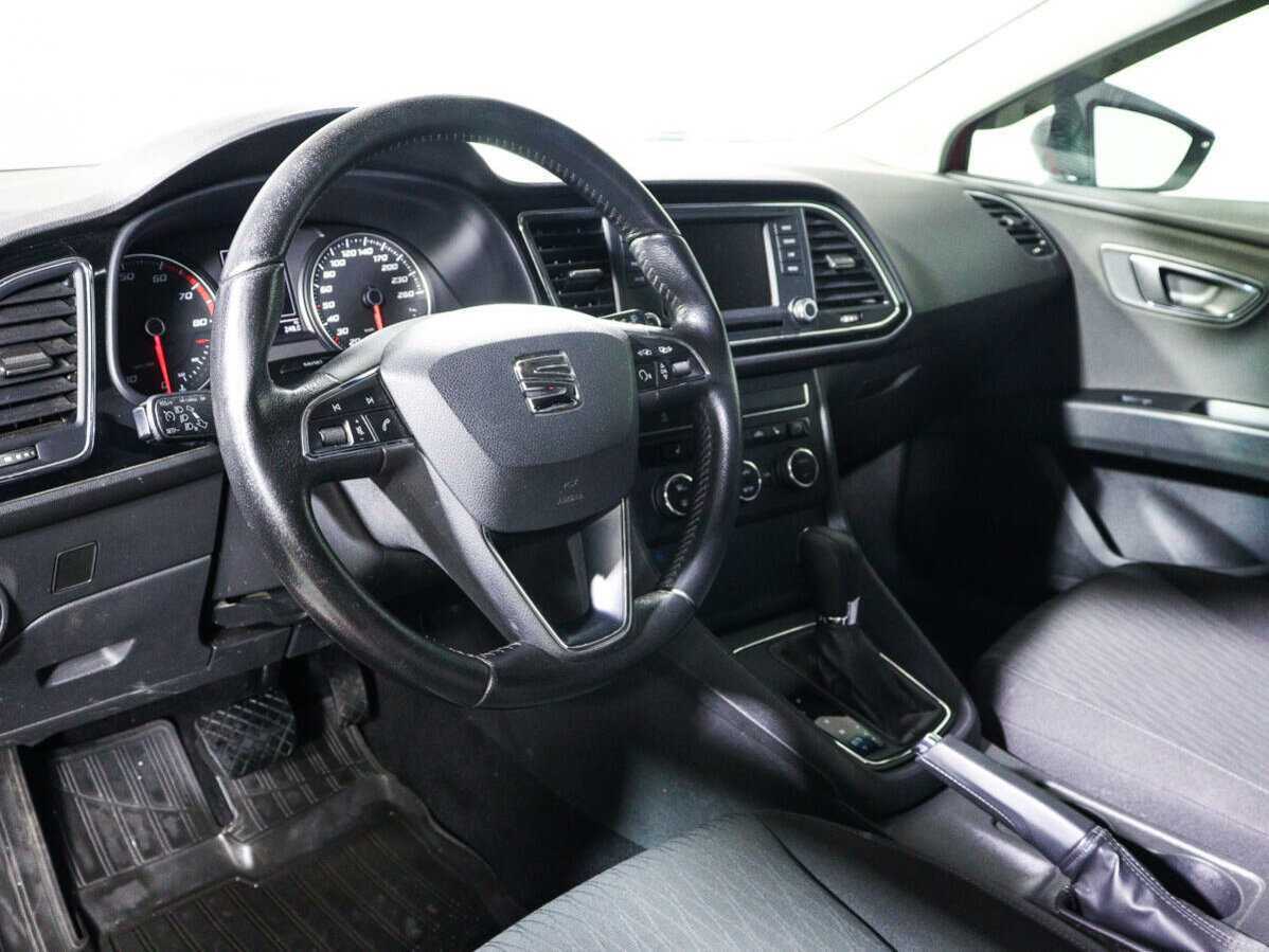 Купить SEAT Leon с пробегом. Фото: #11