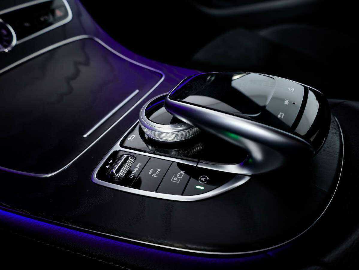 Купить Mercedes-Benz E-Класс с пробегом. Фото: #15