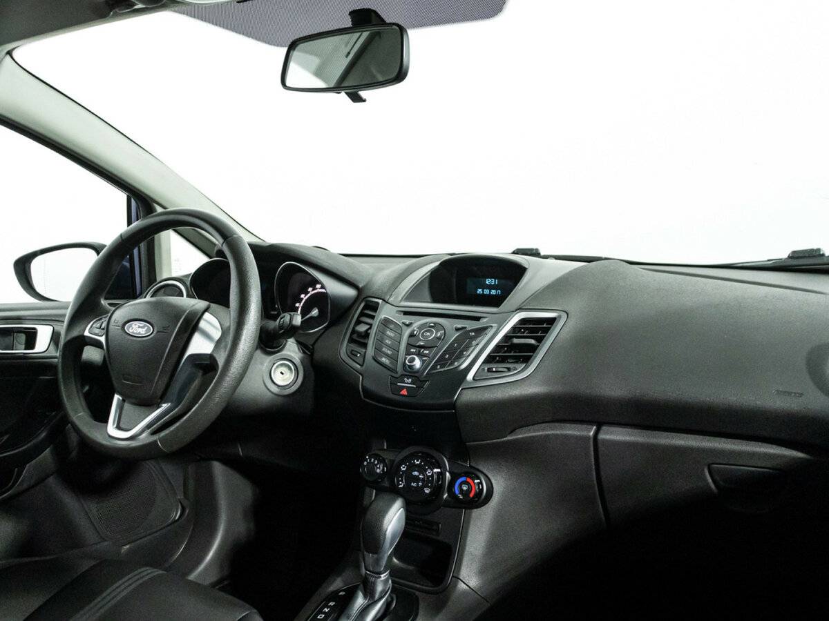 Купить Ford Fiesta с пробегом. Фото: #8
