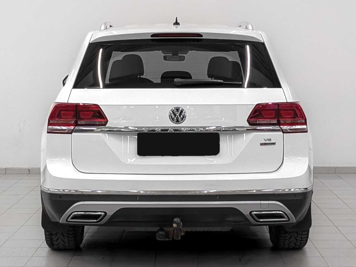Купить Volkswagen Teramont с пробегом. Фото: #5