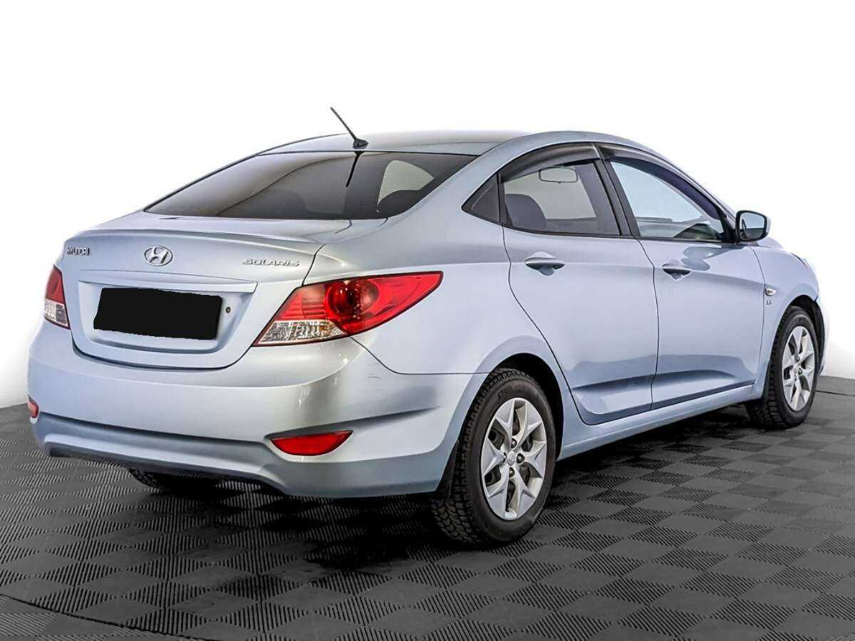Купить Hyundai Solaris с пробегом. Фото: #4
