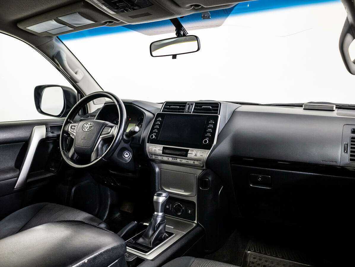 Купить Toyota Land Cruiser Prado с пробегом. Фото: #6
