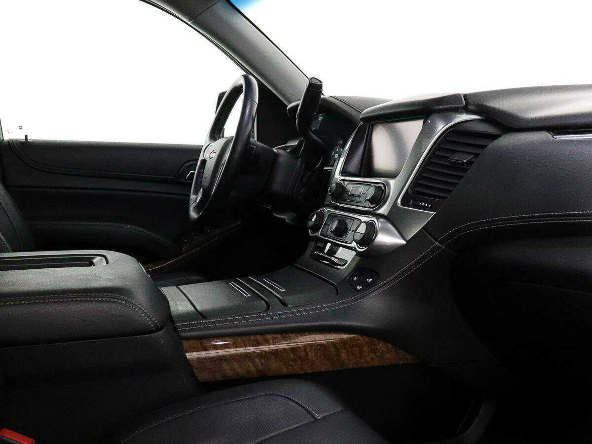 Купить Chevrolet Tahoe с пробегом. Фото: #6