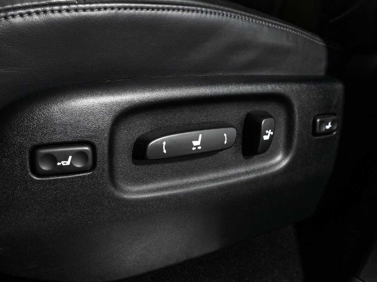 Купить Lexus LX с пробегом. Фото: #17
