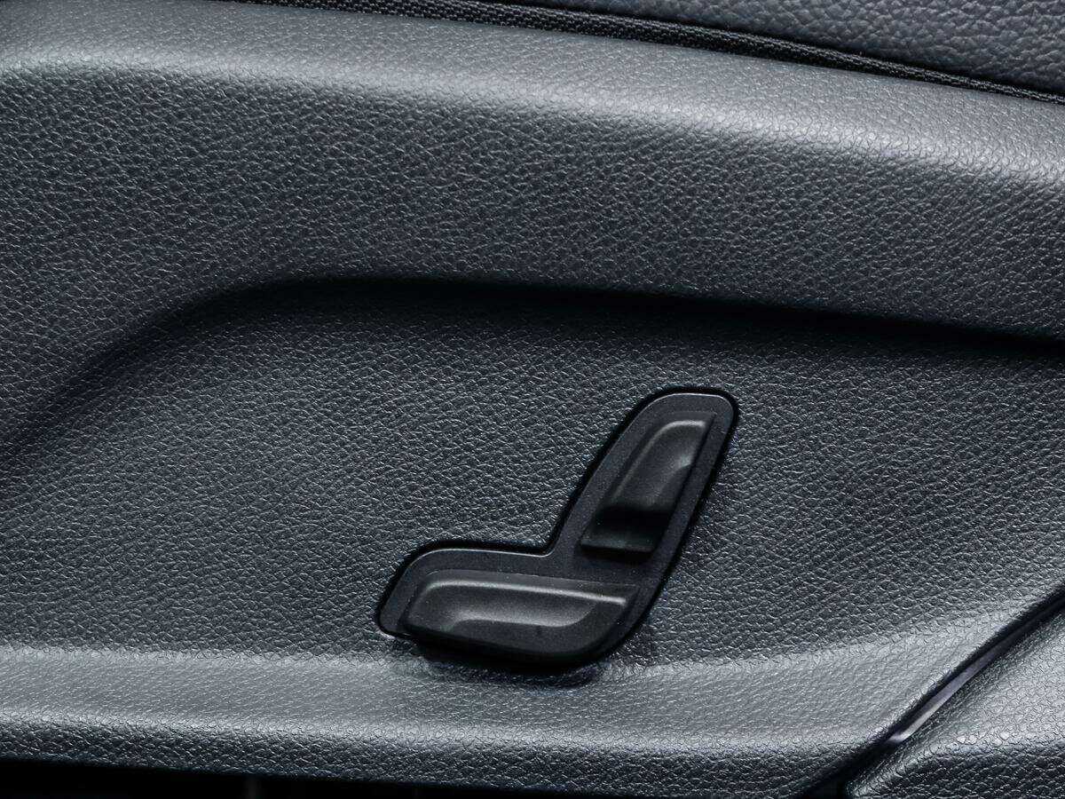 Купить Mercedes-Benz GLC Coupe с пробегом. Фото: #9