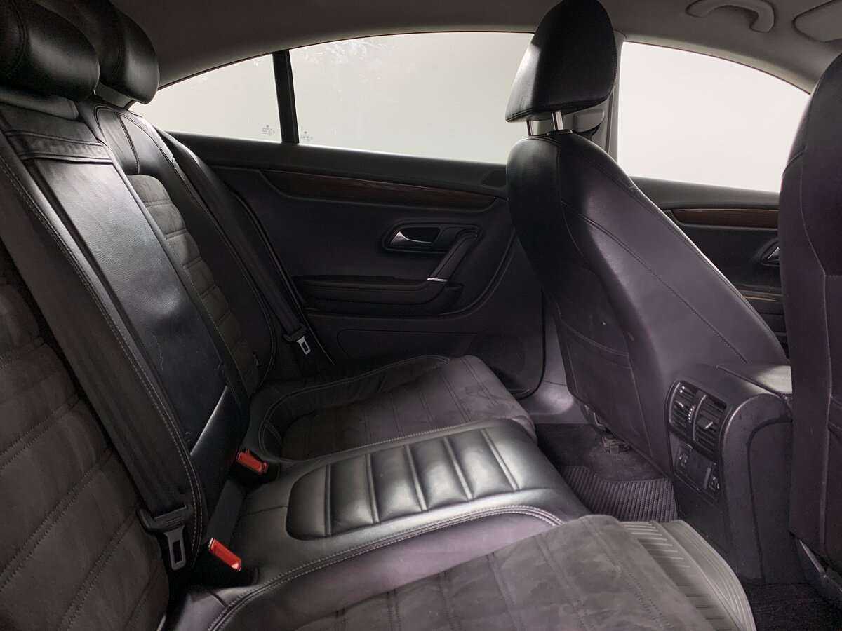 Купить Volkswagen Passat CC с пробегом. Фото: #14