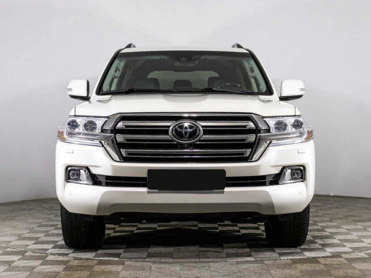 Купить Toyota Land Cruiser с пробегом. Фото: #1