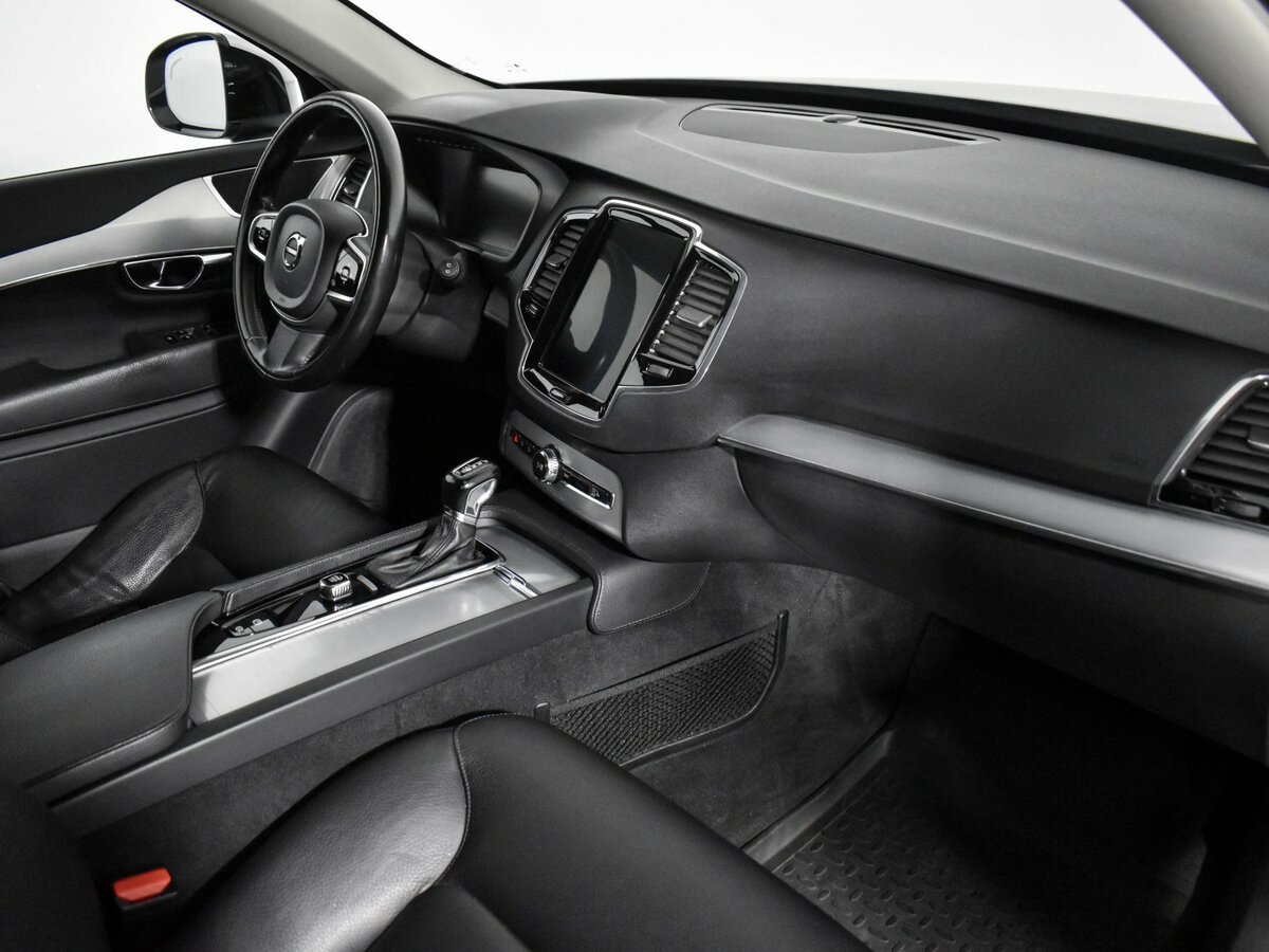 Купить Volvo XC90 с пробегом. Фото: #11