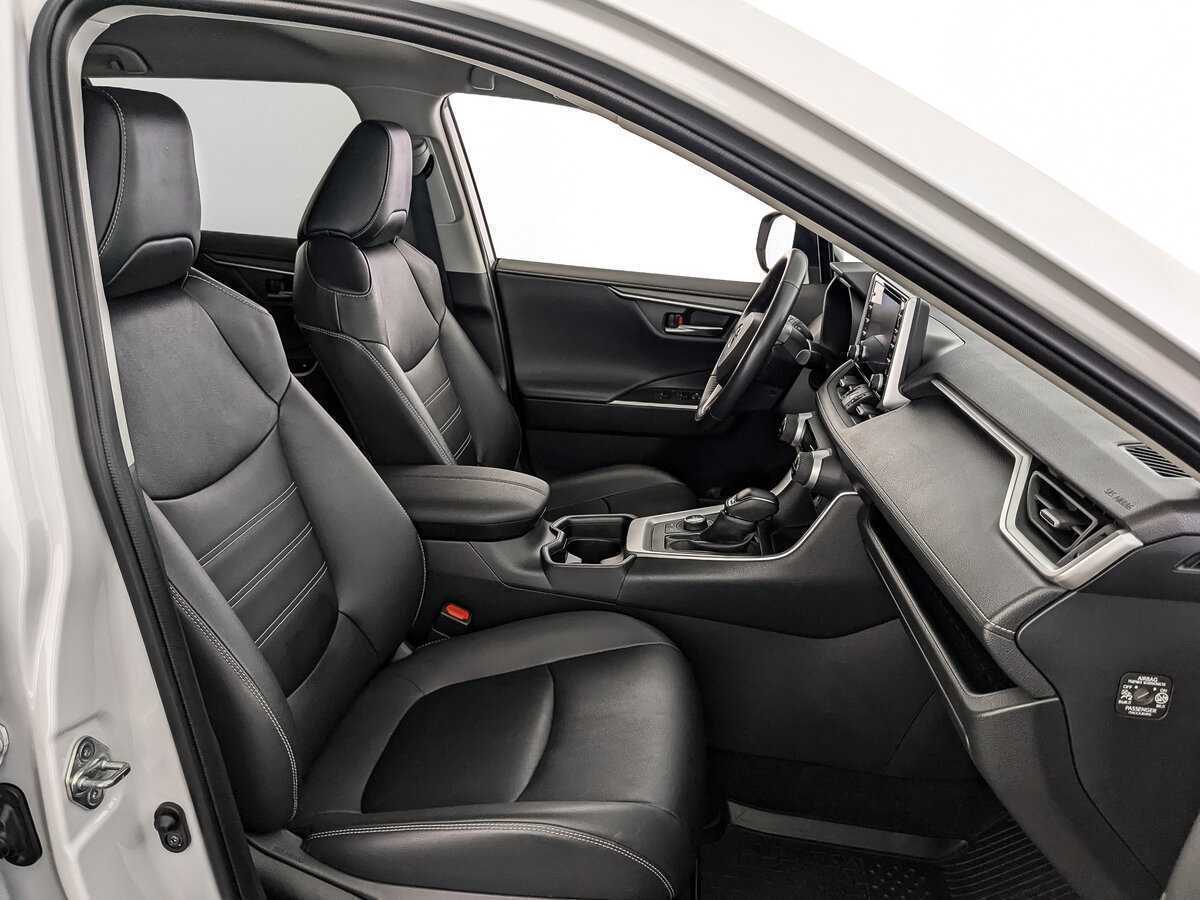 Купить Toyota RAV4 с пробегом. Фото: #19