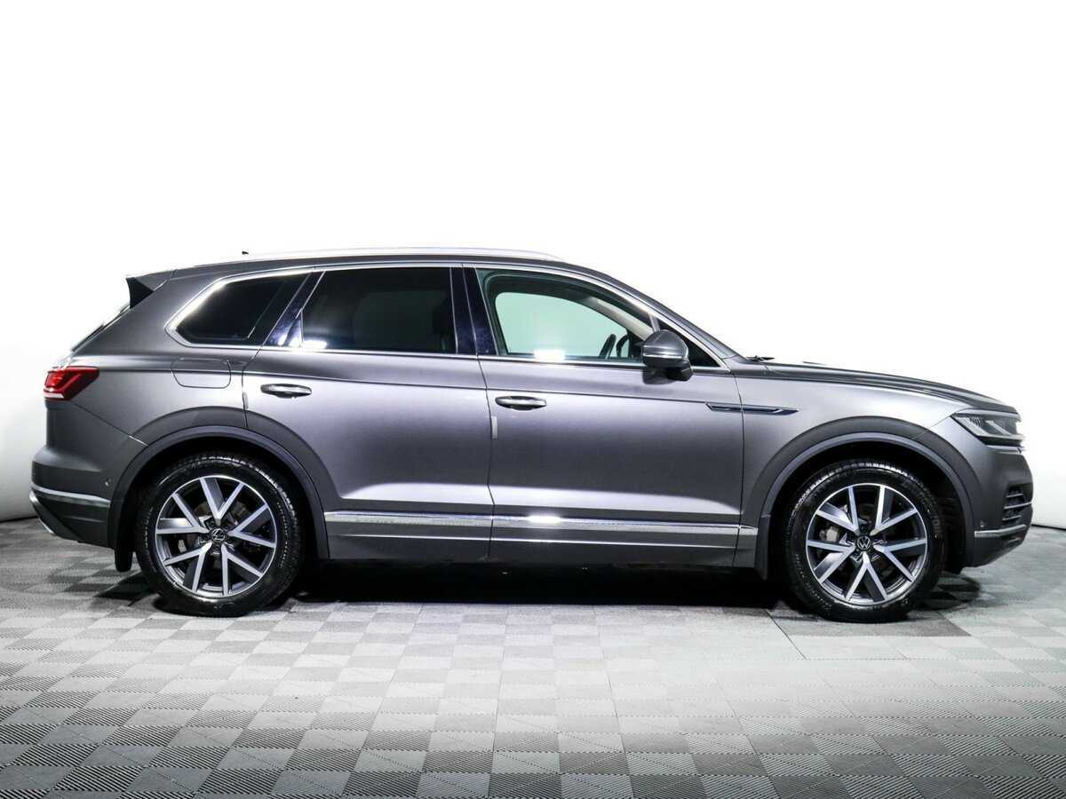 Купить Volkswagen Touareg с пробегом. Фото: #3