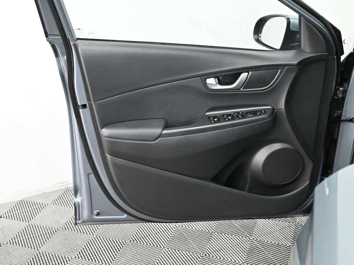 Купить Hyundai Kona с пробегом. Фото: #4