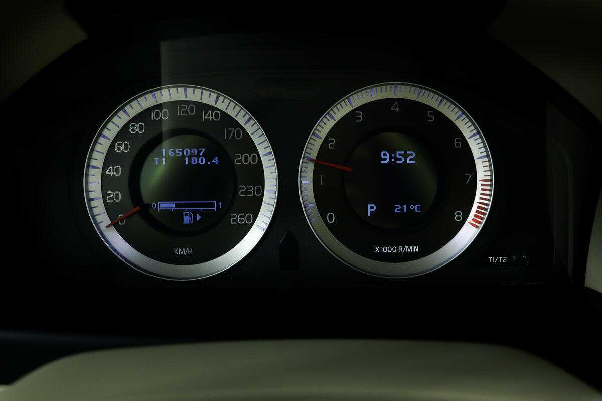 Купить Volvo S80 с пробегом. Фото: #9