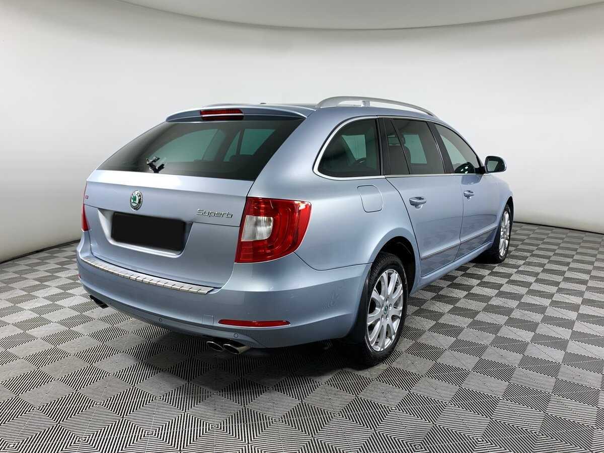 Купить Skoda Superb с пробегом. Фото: #4