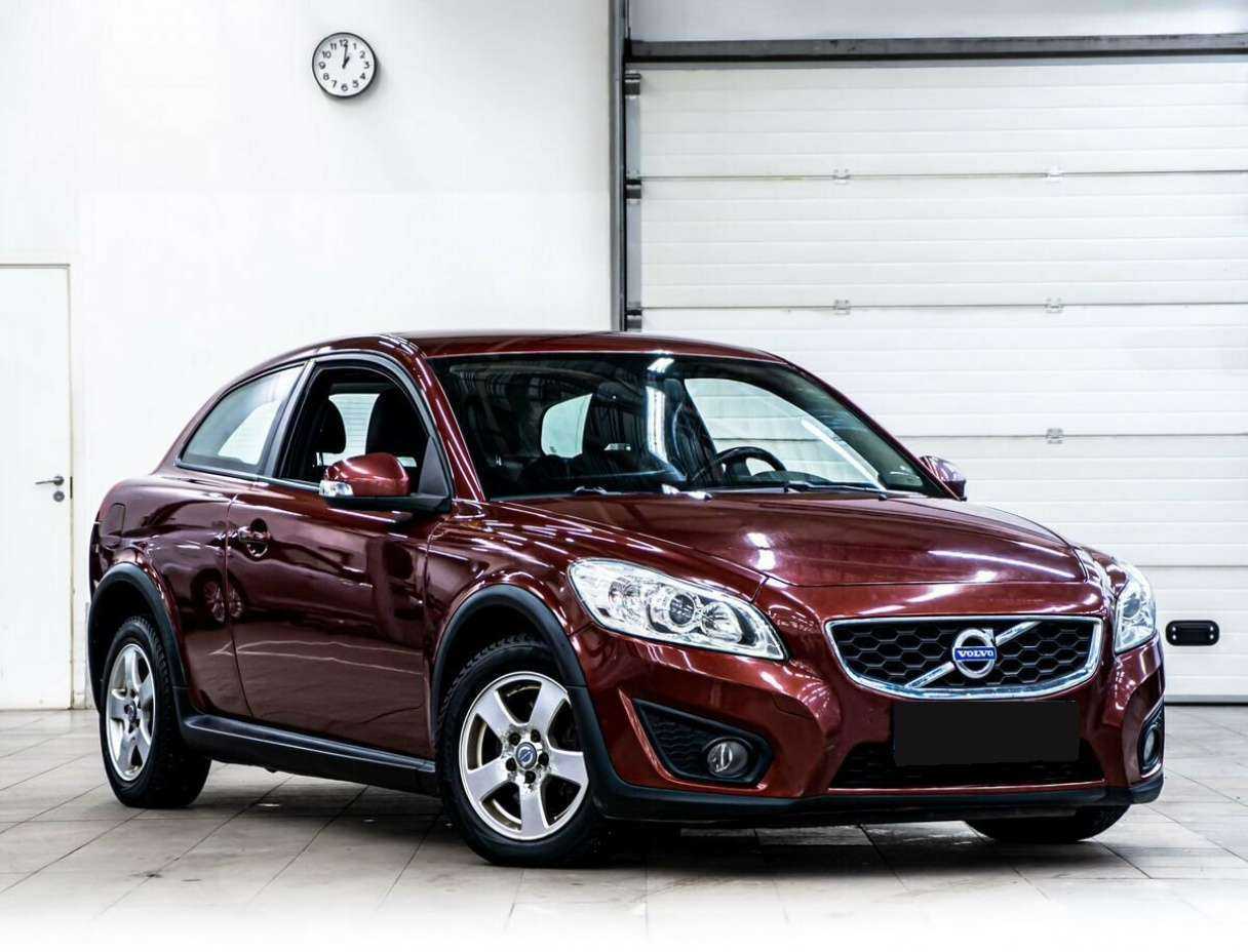 Купить Volvo C30 с пробегом. Фото: #1