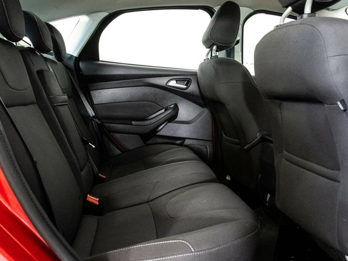 Купить Ford Focus с пробегом. Фото: #11