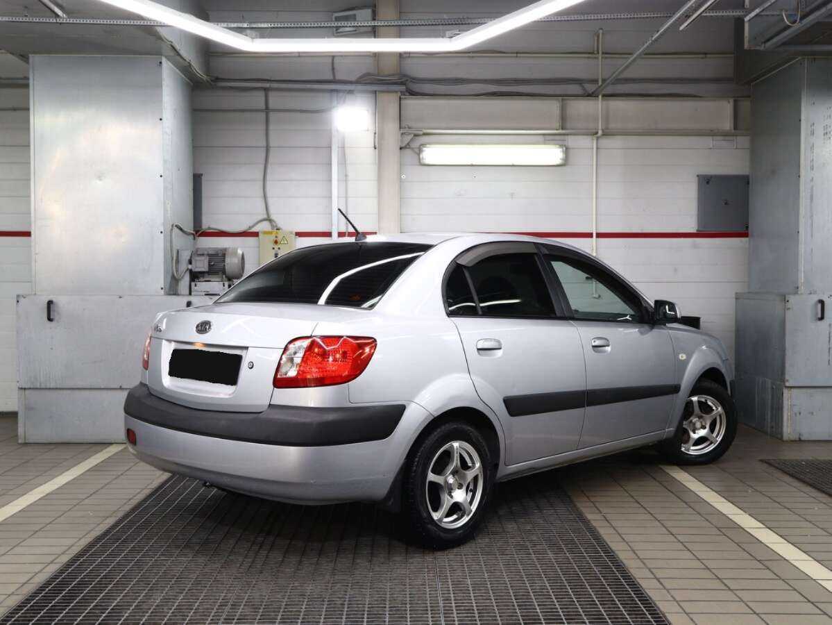 Купить Kia Rio с пробегом. Фото: #3