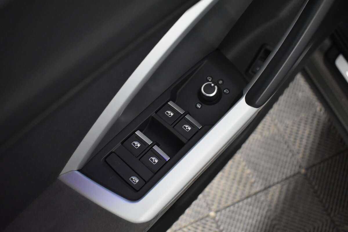 Купить Audi Q3 с пробегом. Фото: #7