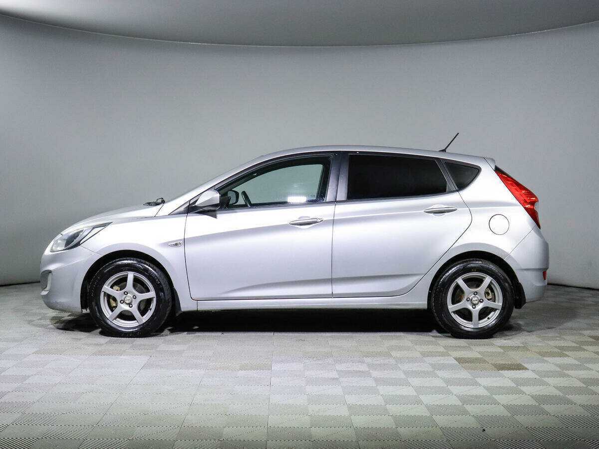 Купить Hyundai Solaris с пробегом. Фото: #7