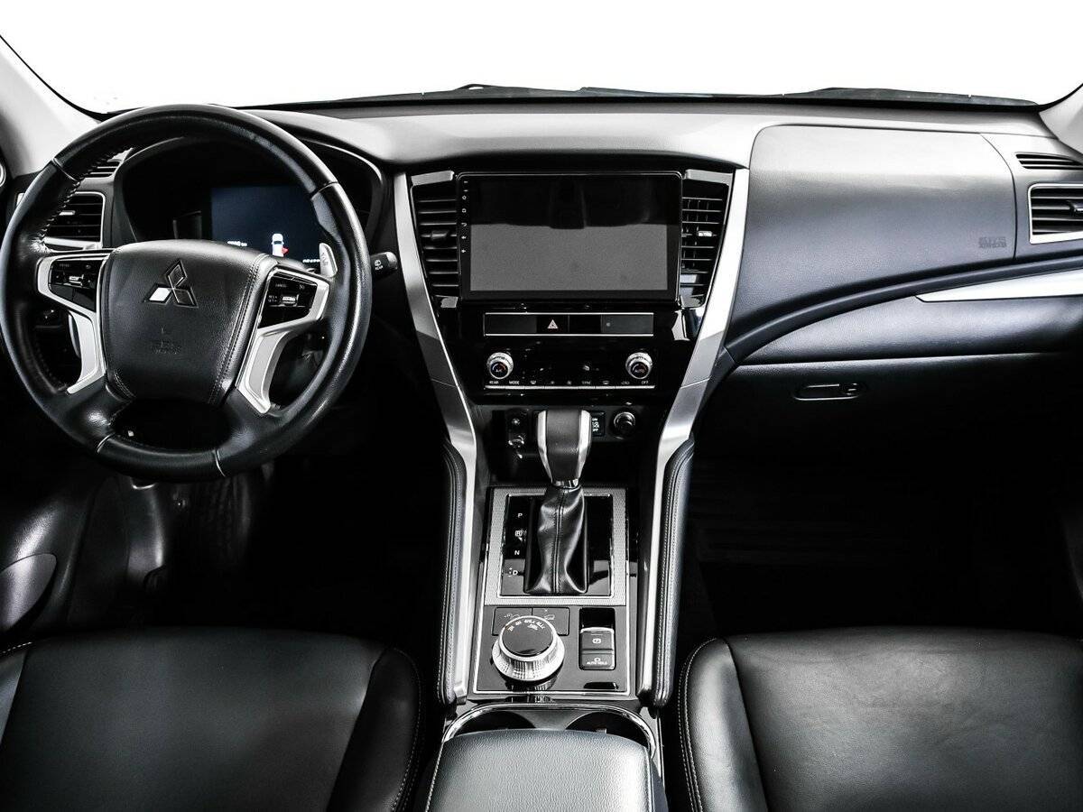 Купить Mitsubishi Pajero Sport с пробегом. Фото: #10