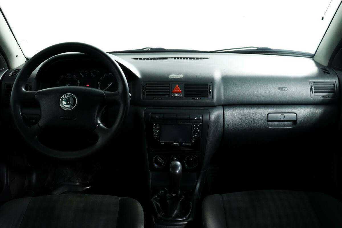 Купить Skoda Octavia с пробегом. Фото: #9