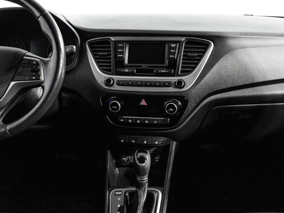 Купить Hyundai Solaris с пробегом. Фото: #13