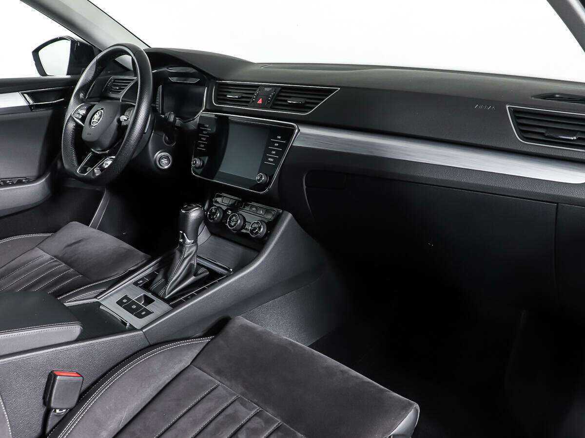 Купить Skoda Superb с пробегом. Фото: #8