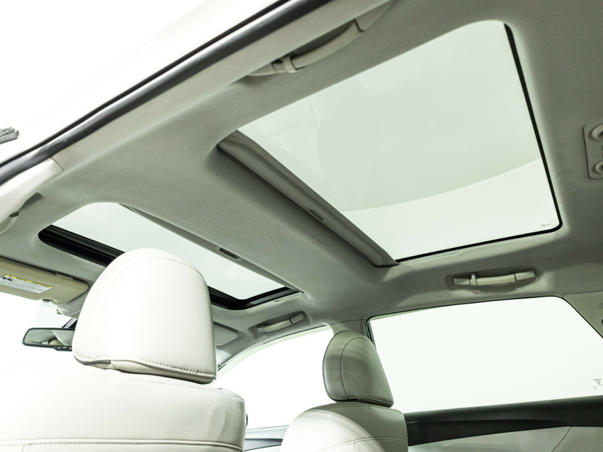 Купить Toyota Venza с пробегом. Фото: #12