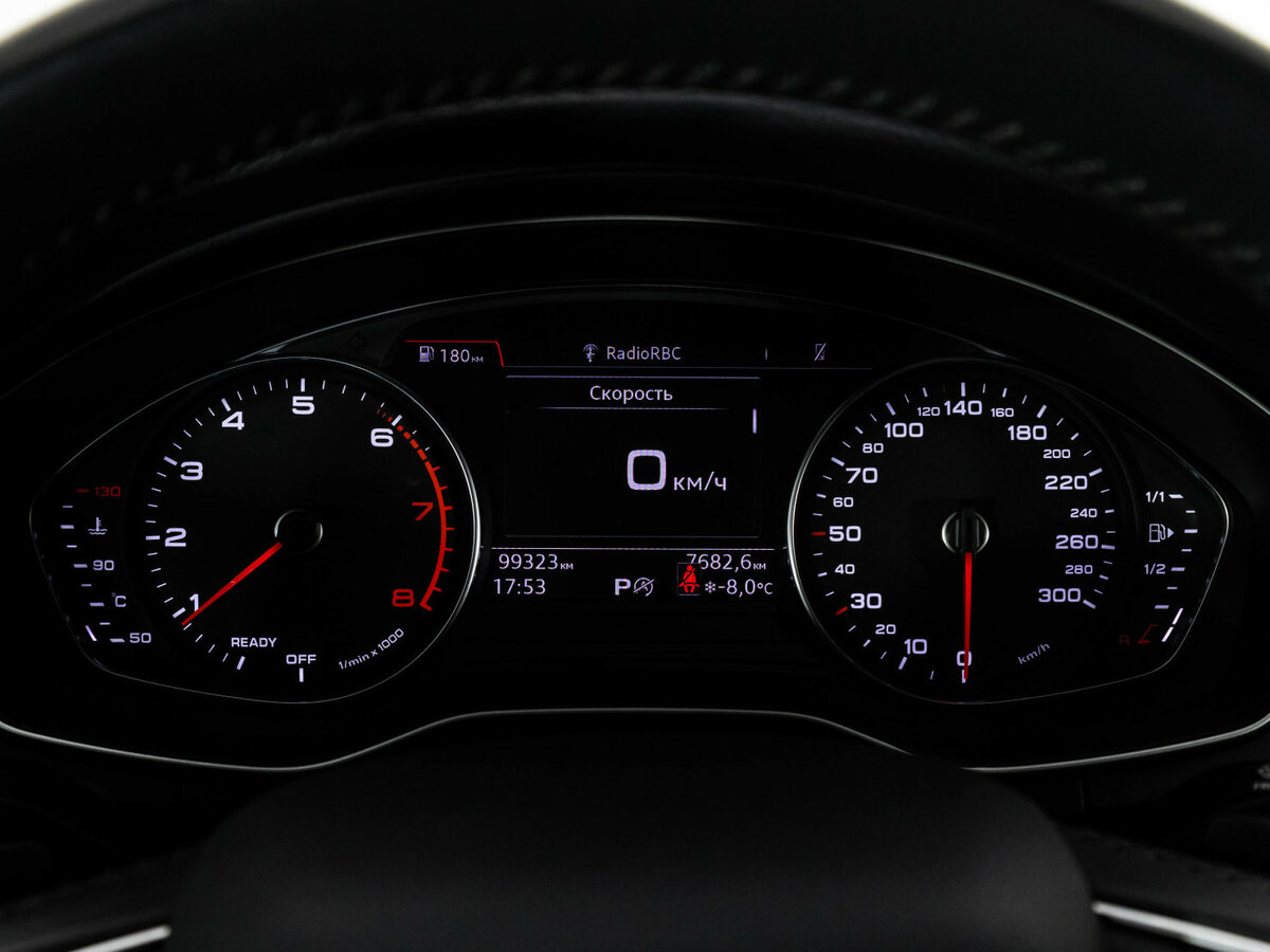 Купить Audi A4 с пробегом. Фото: #21