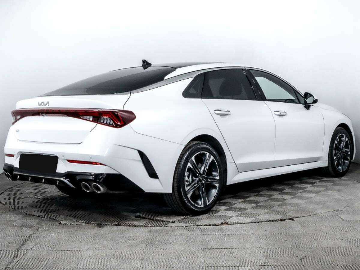 Купить Kia K5 с пробегом. Фото: #3