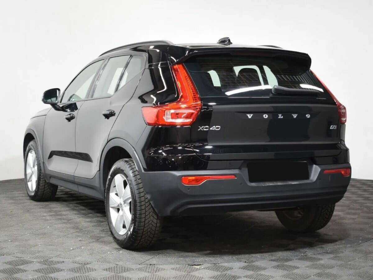 Купить Volvo XC40 с пробегом. Фото: #2