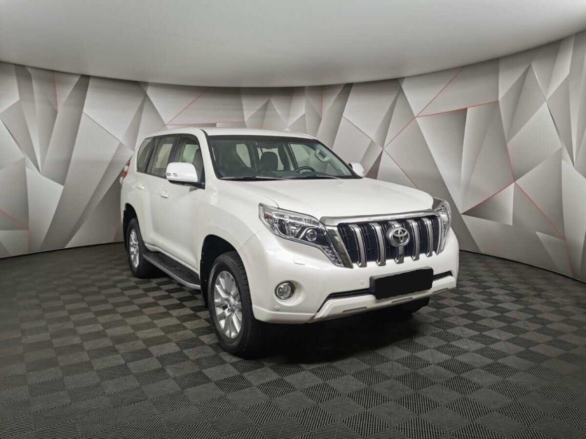 Купить Toyota Land Cruiser Prado с пробегом. Фото: #2