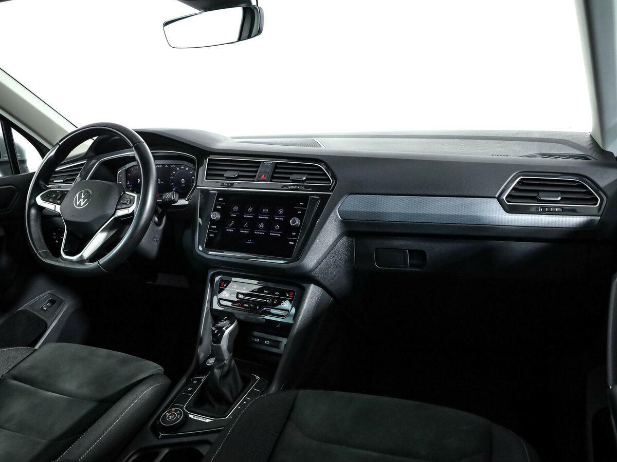 Купить Volkswagen Tiguan с пробегом. Фото: #6