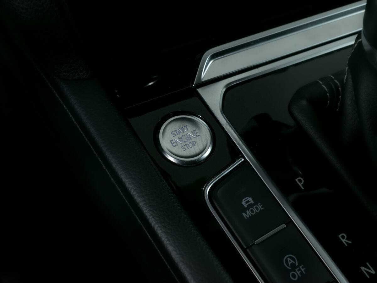 Купить Volkswagen Arteon с пробегом. Фото: #14