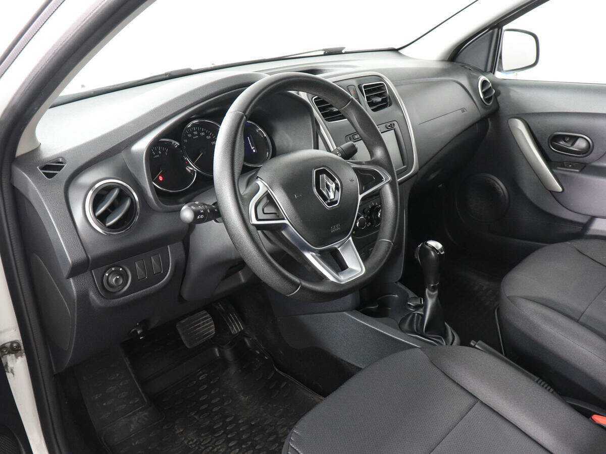 Купить Renault Logan с пробегом. Фото: #8