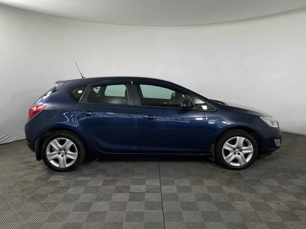 Купить Opel Astra с пробегом. Фото: #3