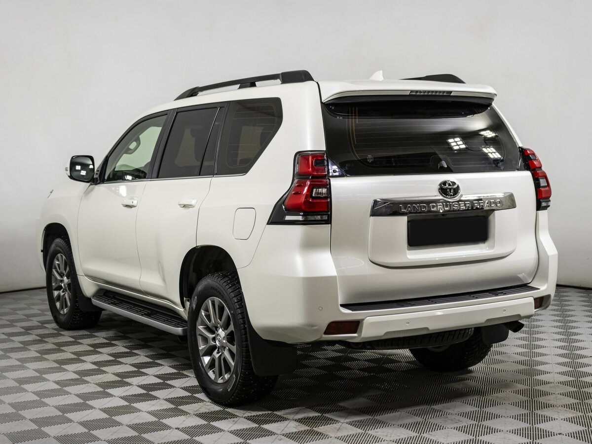 Купить Toyota Land Cruiser Prado с пробегом. Фото: #5