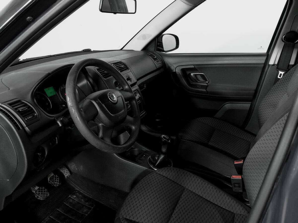 Купить Skoda Fabia с пробегом. Фото: #14