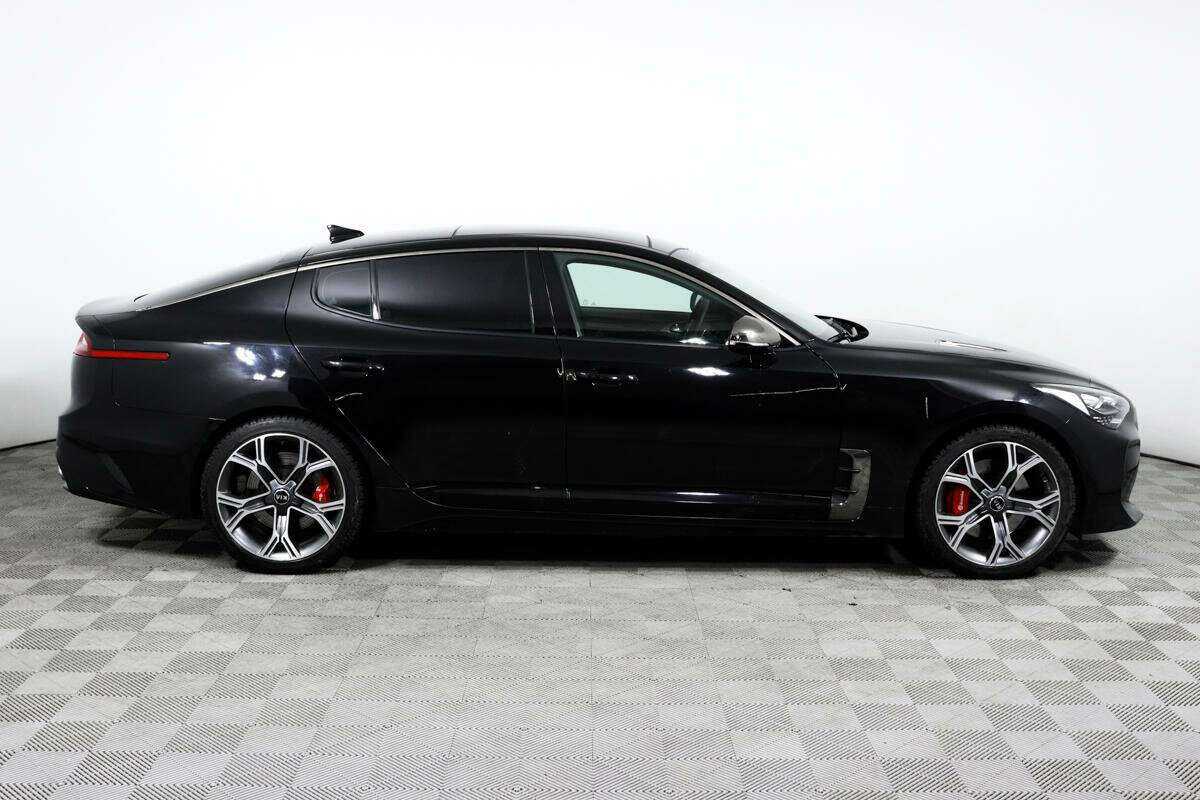 Купить Kia Stinger с пробегом. Фото: #3