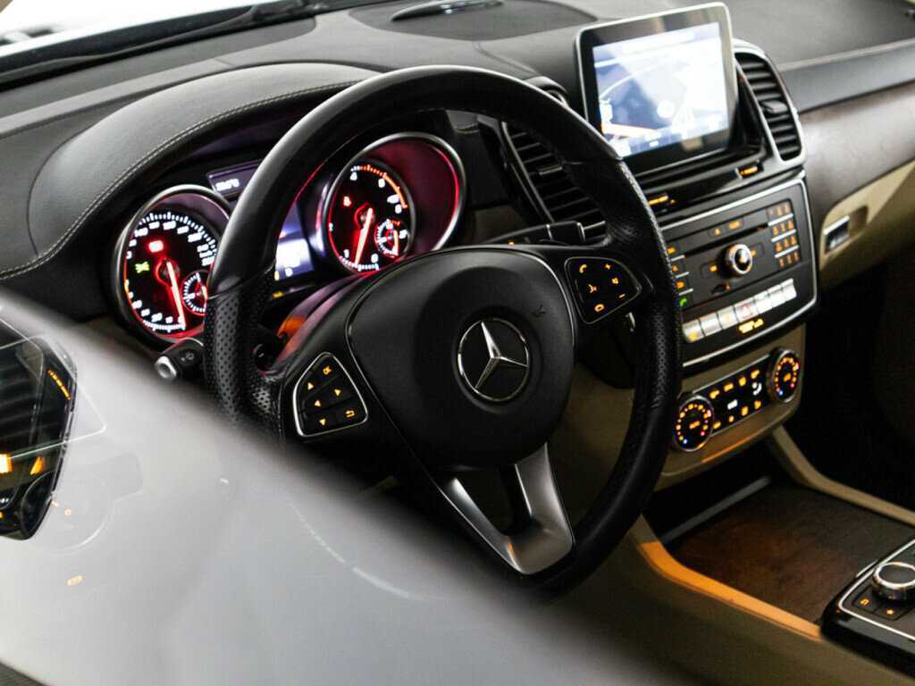 Купить Mercedes-Benz GLE Coupe с пробегом. Фото: #28