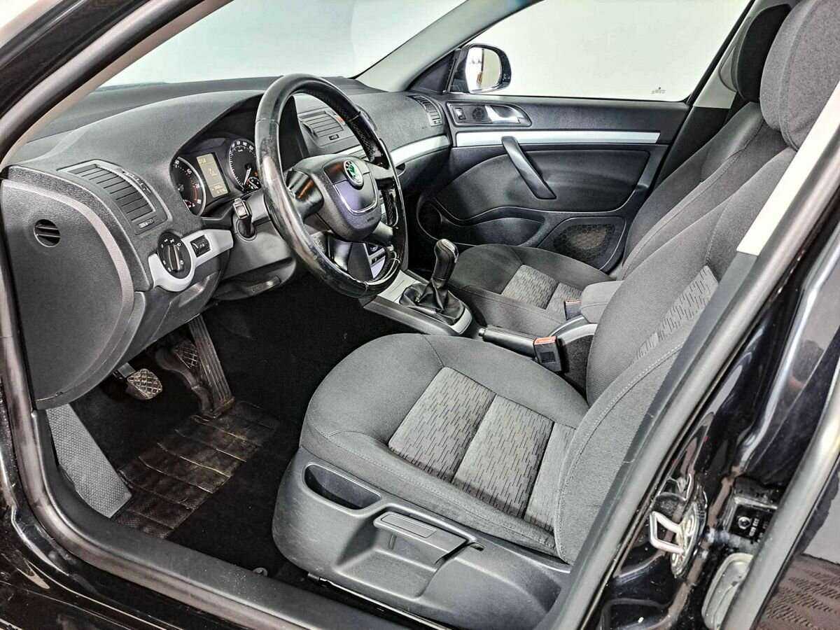 Купить Skoda Octavia с пробегом. Фото: #13