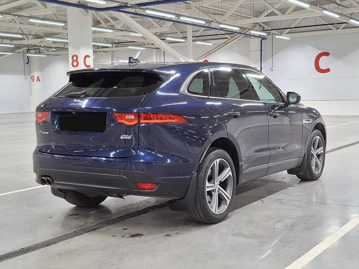 Купить Jaguar F-Pace с пробегом. Фото: #4