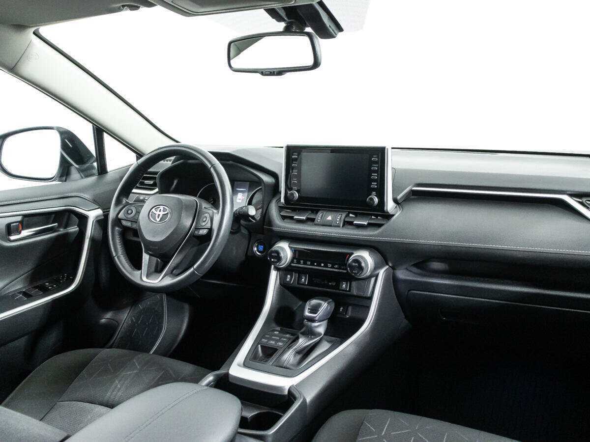 Купить Toyota RAV4 с пробегом. Фото: #8