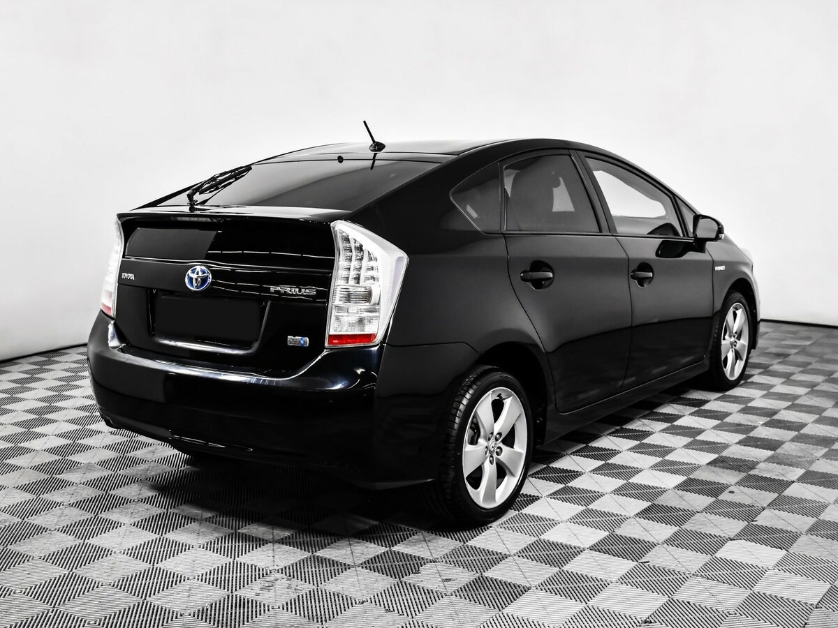 Купить Toyota Prius с пробегом. Фото: #4