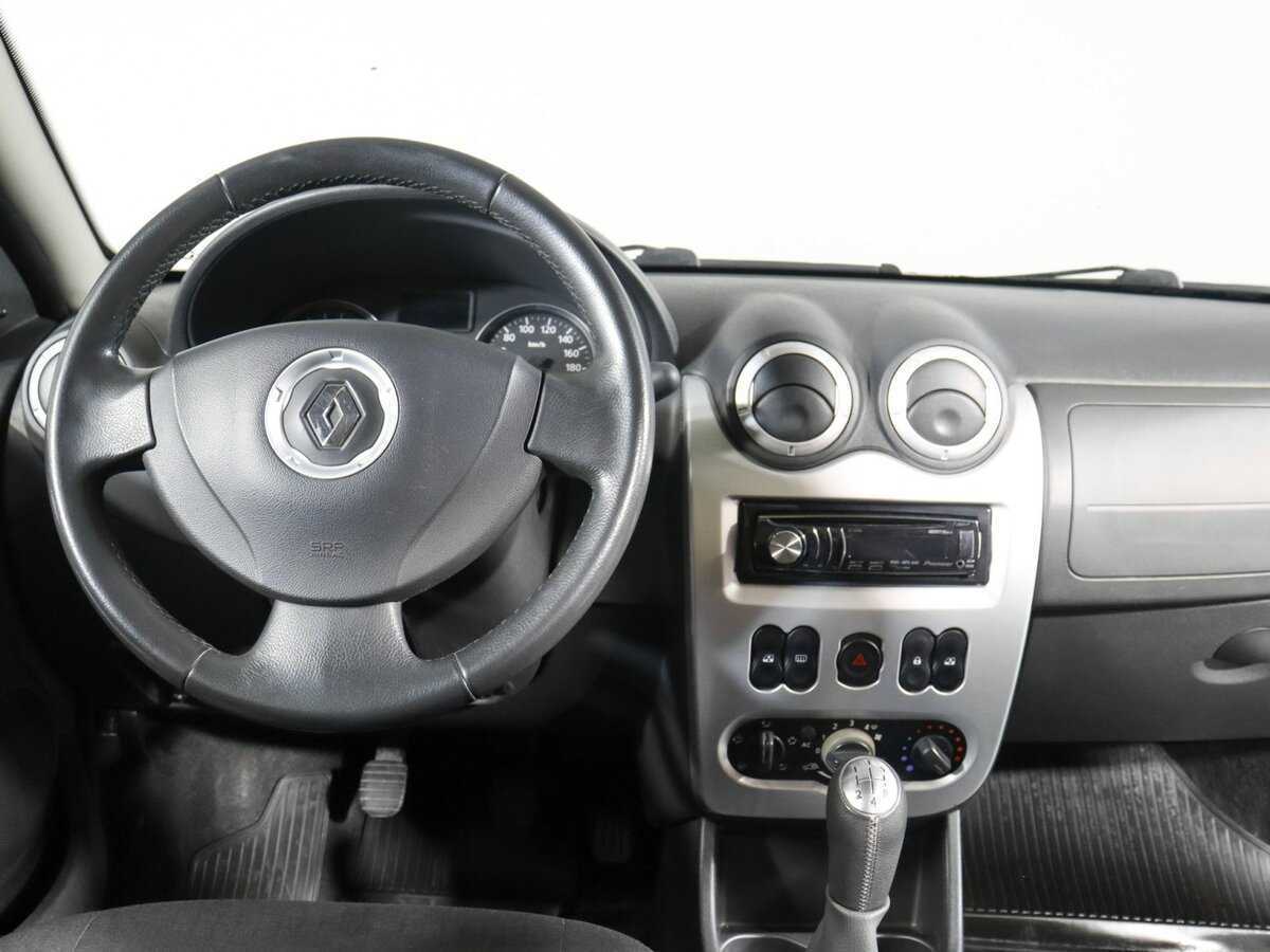 Купить Renault Sandero с пробегом. Фото: #7