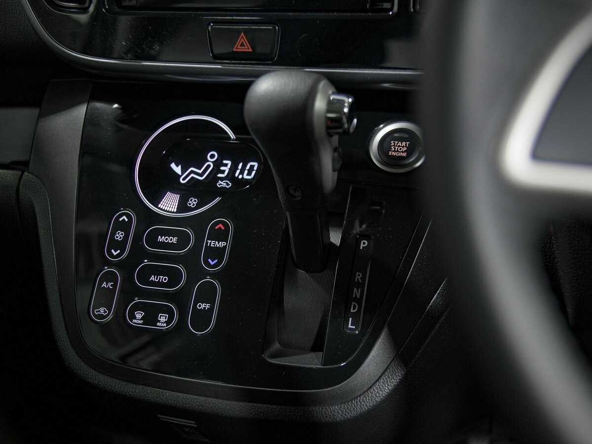 Купить Nissan Dayz Roox с пробегом. Фото: #10