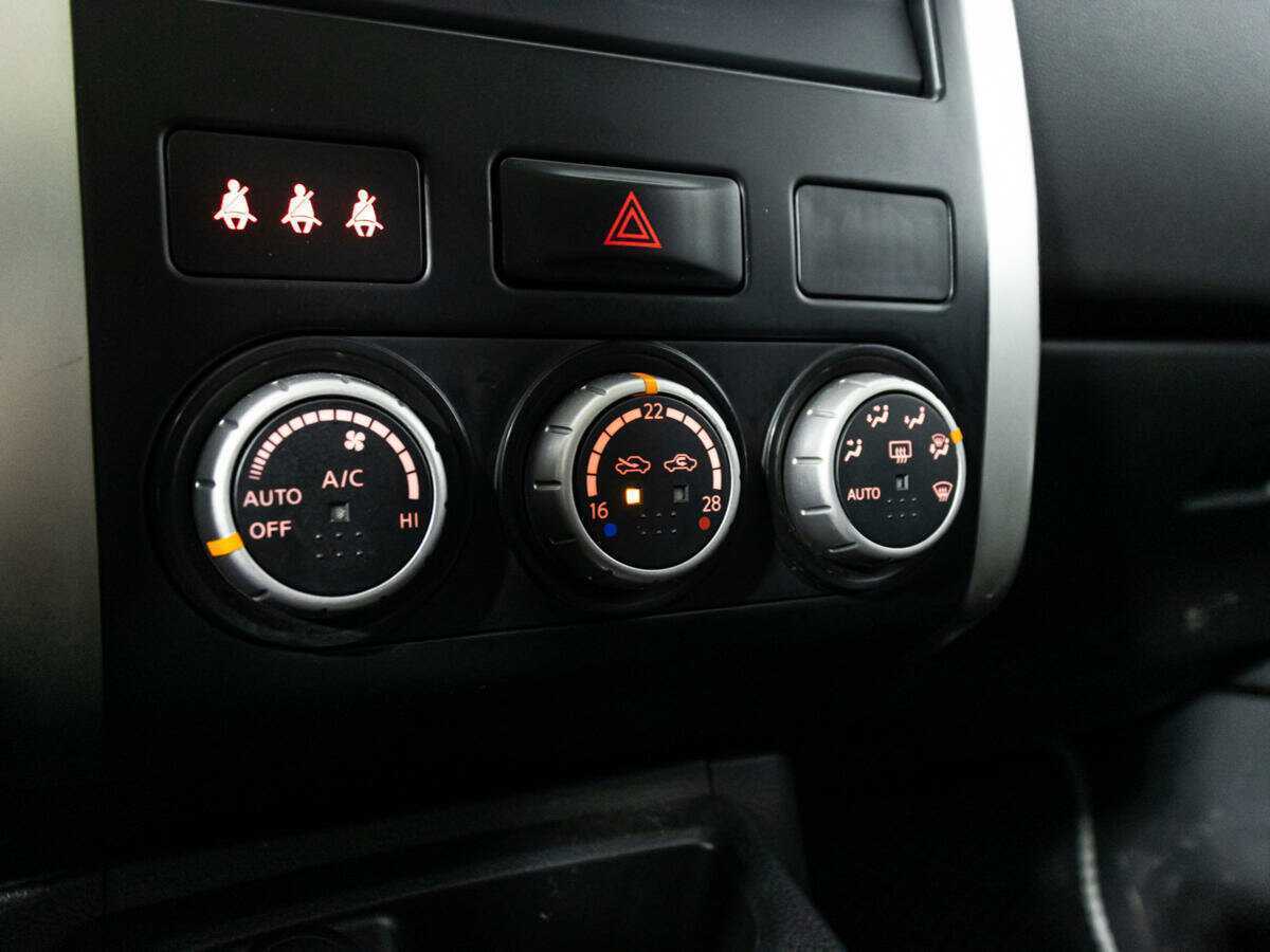 Купить Nissan X-Trail с пробегом. Фото: #17