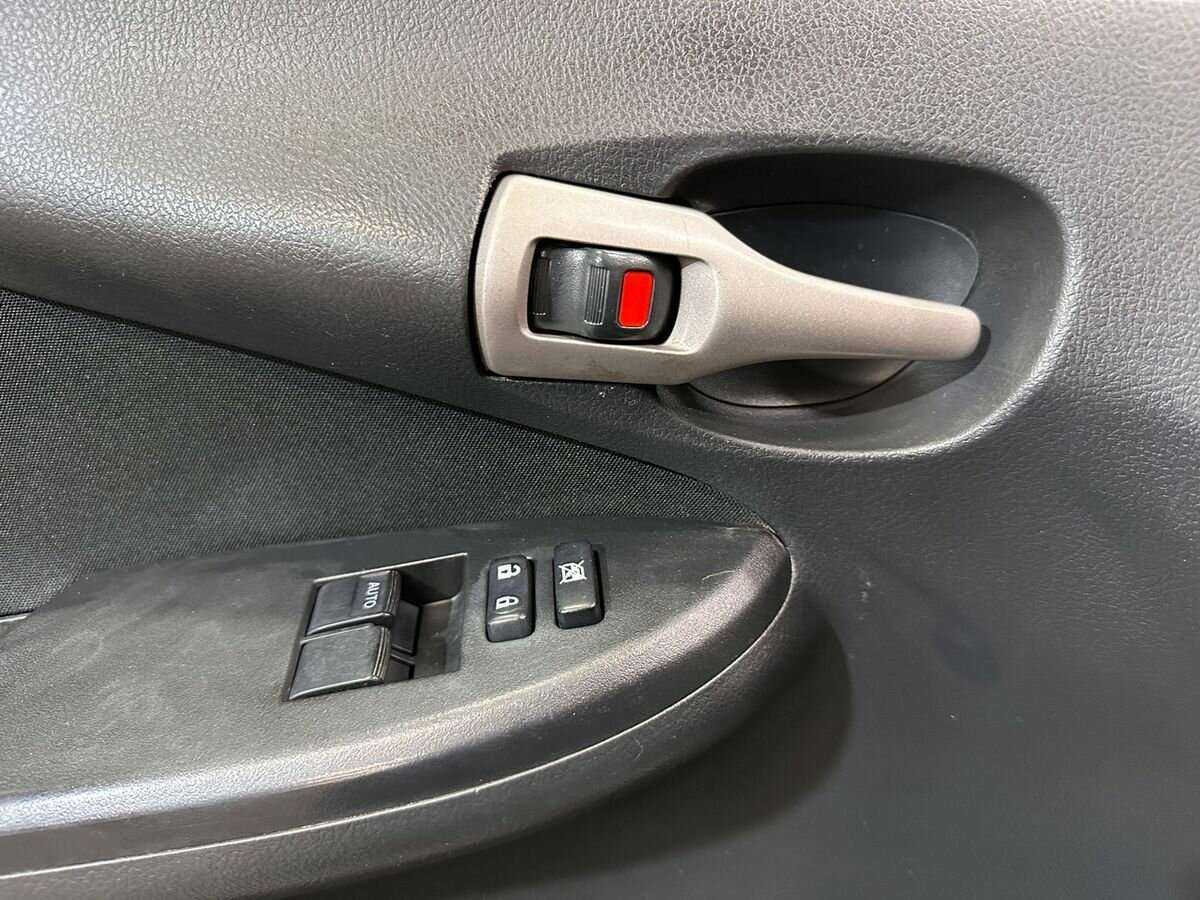 Купить Toyota Corolla с пробегом. Фото: #13