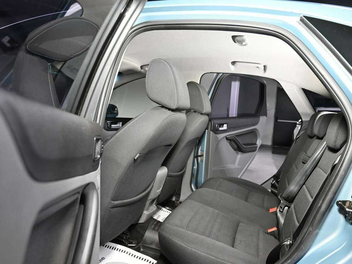 Купить Ford Focus с пробегом. Фото: #4