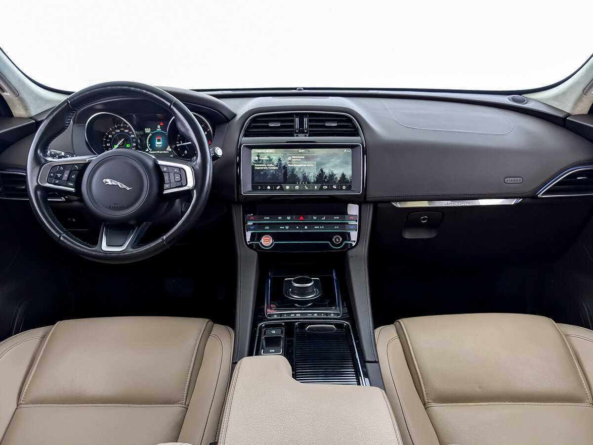 Купить Jaguar F-Pace с пробегом. Фото: #11