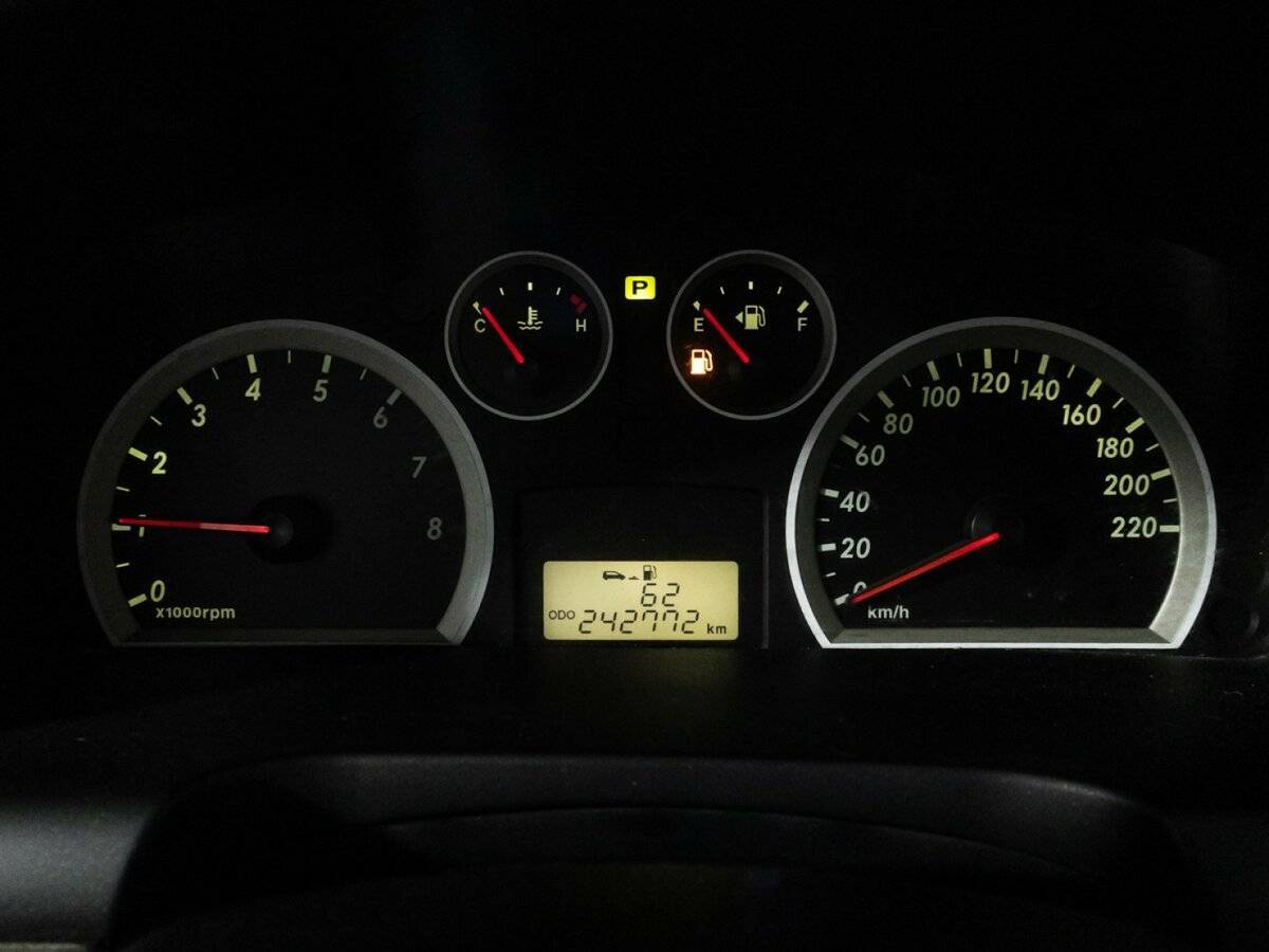 Купить Hyundai Santa Fe с пробегом. Фото: #11